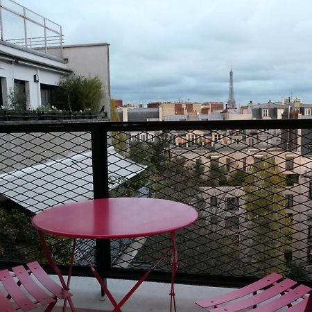 Eiffel Tower Studio Lacoste Париж Экстерьер фото